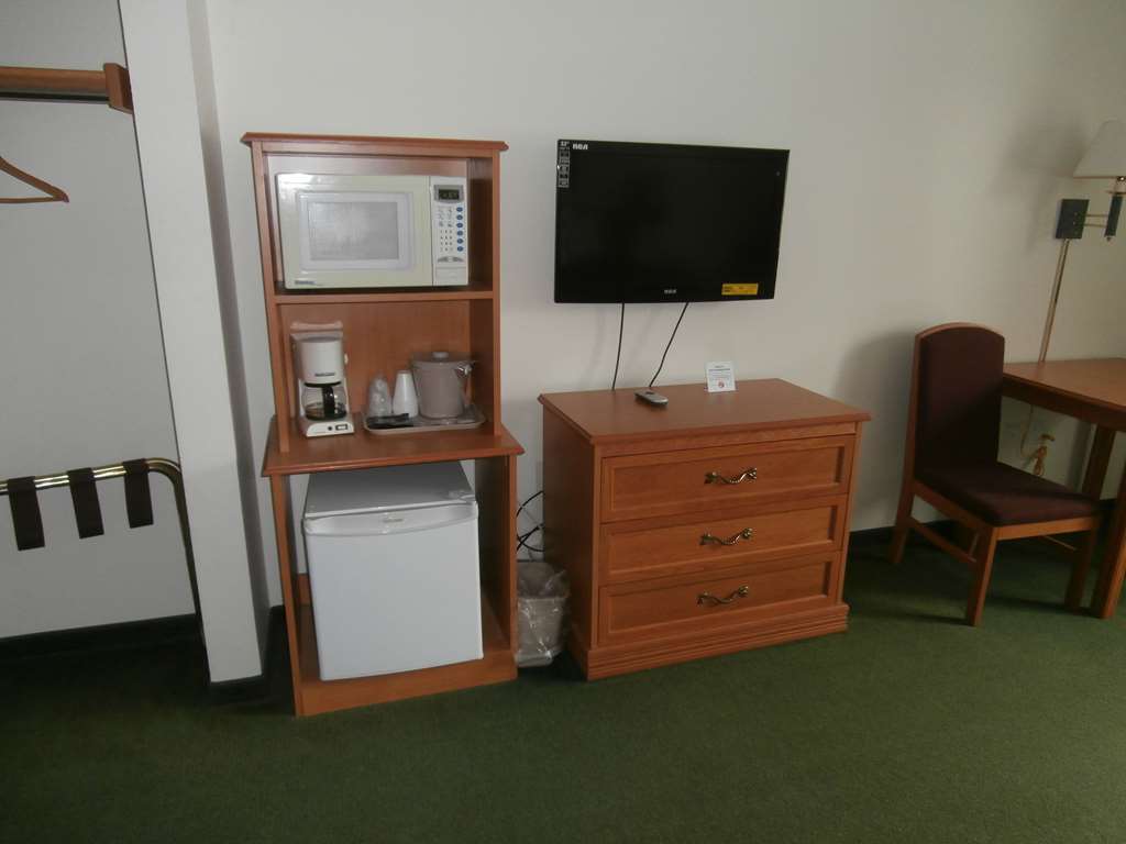 Americas Best Value Inn Annandale Chambre photo