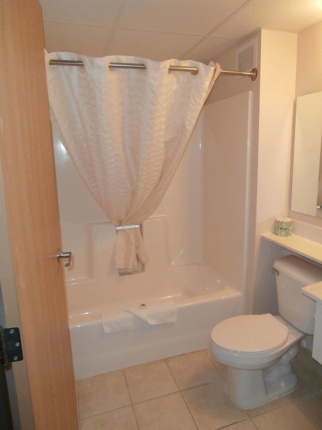 Americas Best Value Inn Annandale Extérieur photo