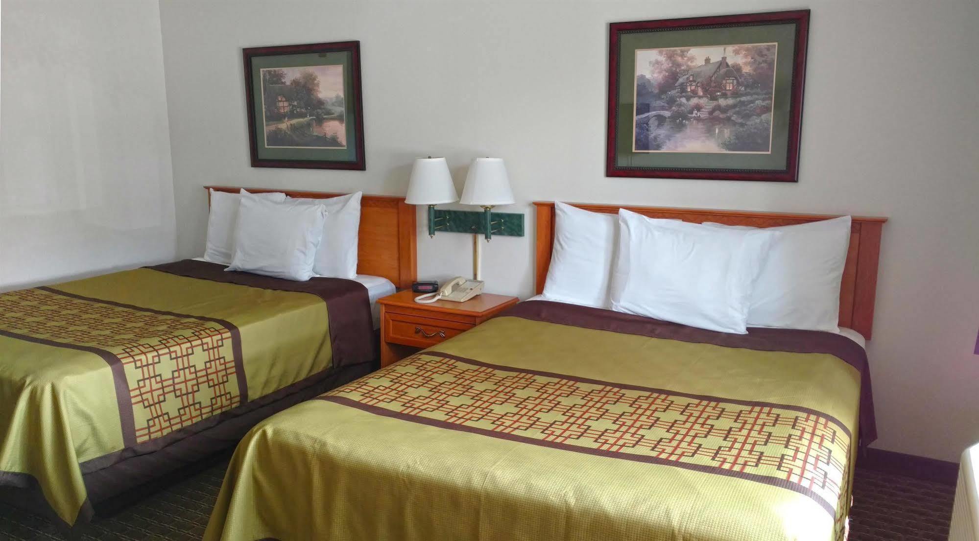 Americas Best Value Inn Annandale Extérieur photo